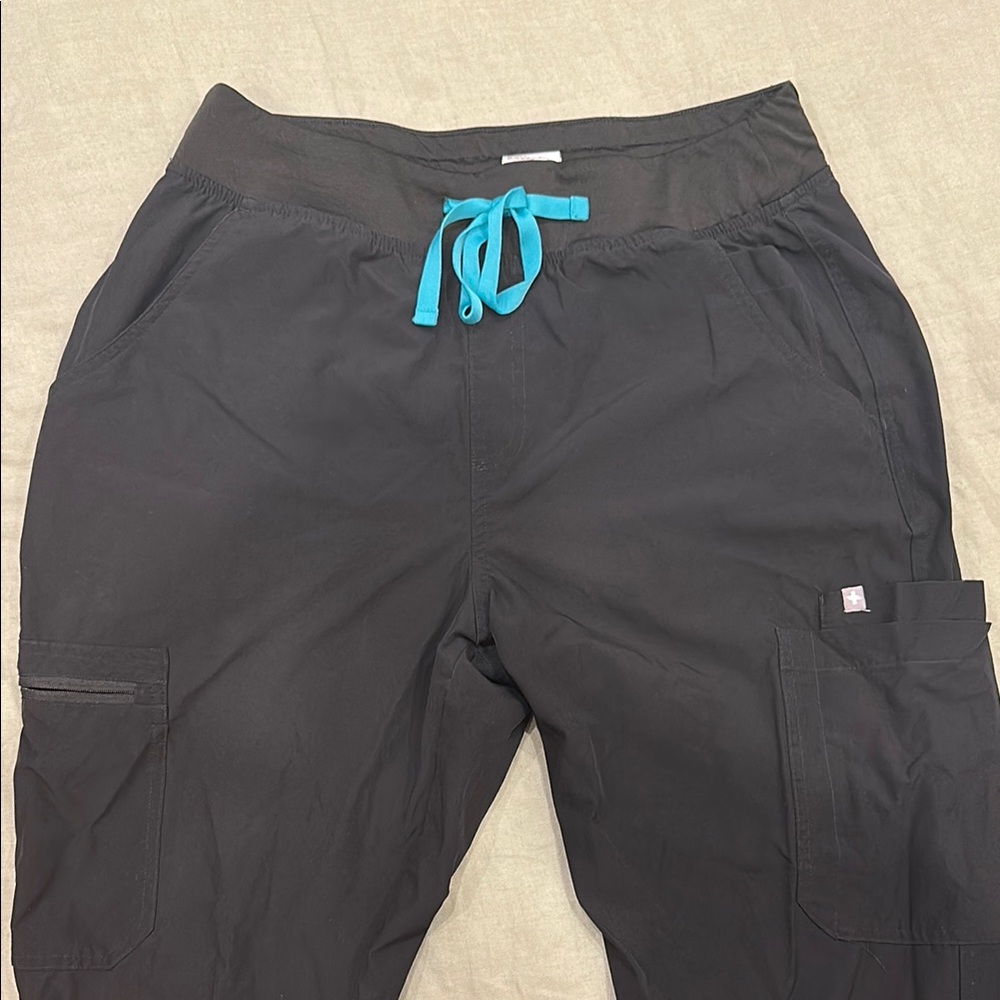 FIGS Black Scrub Pants